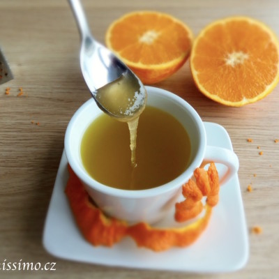 Čaj z pomerančové kůry