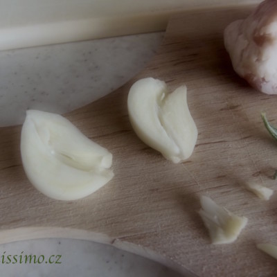 Jehněčí Buonissimo s artyčoky po římsku