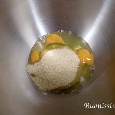 Špaldové muffiny s rebarborou a hořkou čokoládou